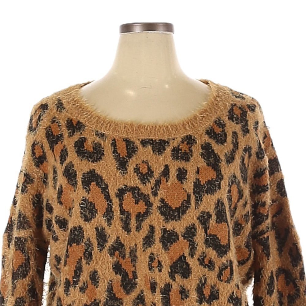 Wonderly Fuzzy Eyelash Knit Tan Leopard Print Pullover Sweater Size XL NWT - Picture 3 of 8